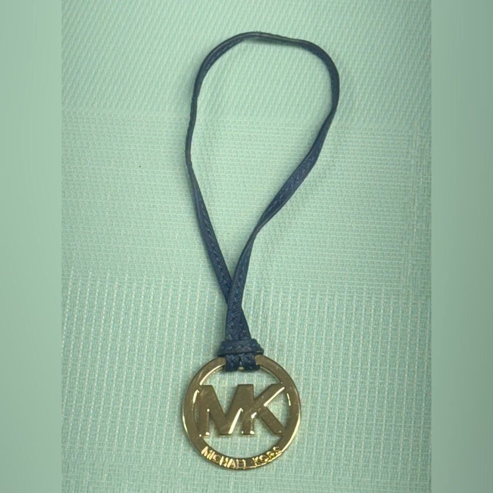 Gold Michael Kors Pendant Hangtag